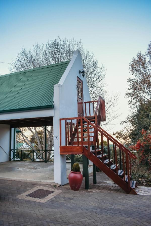 The Gables-Clarens Villa ภายนอก รูปภาพ