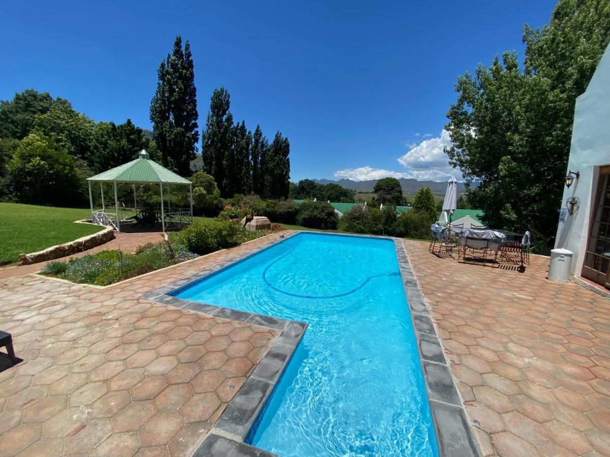 The Gables-Clarens Villa ภายนอก รูปภาพ