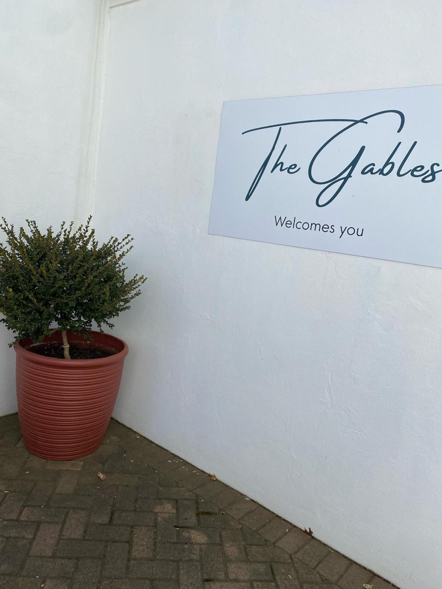 The Gables-Clarens Villa ภายนอก รูปภาพ