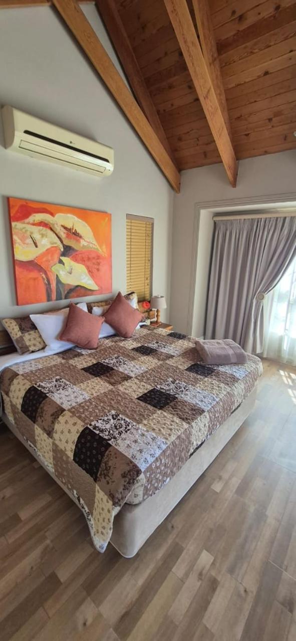 The Gables-Clarens Villa ภายนอก รูปภาพ